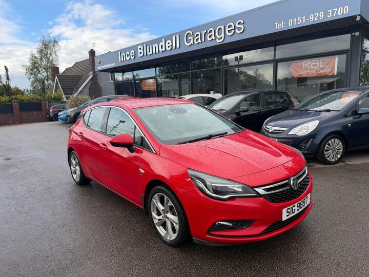 Vauxhall ASTRA 1.4i SRi Euro 6 5dr Vauxhall ASTRA 1.4i SRi Euro 6 5dr