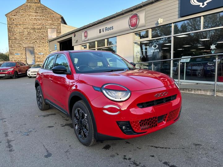 Fiat 600 1.2 MHEV E-DCT Euro 6 (s/s) 5dr