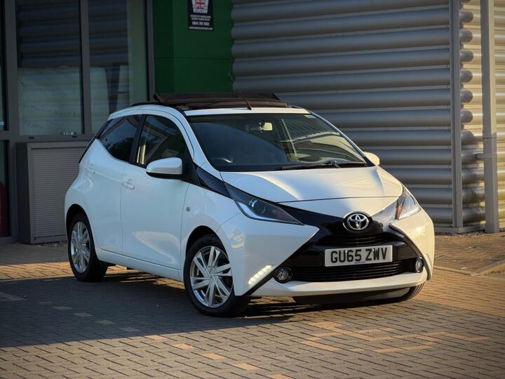 Toyota AYGO 1.0 VVT-i X-pression X-wave Euro 5 5dr Euro 5