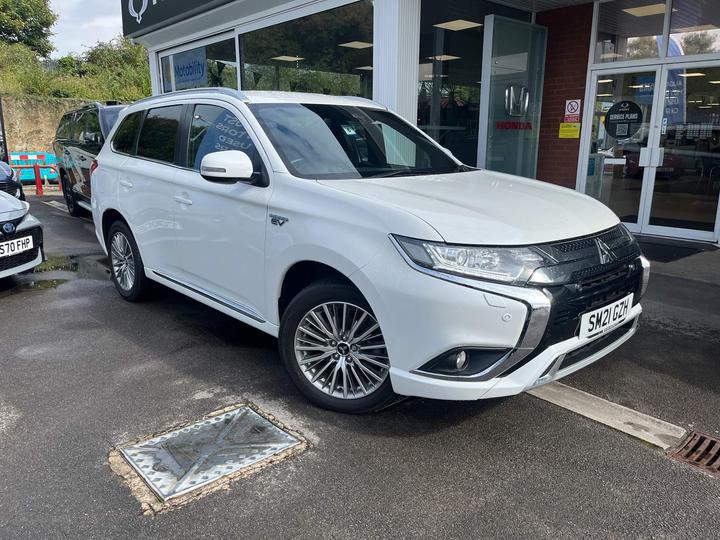 Mitsubishi Outlander 2.4h TwinMotor 13.8kWh Dynamic Safety CVT 4WD Euro 6 (s/s) 5dr