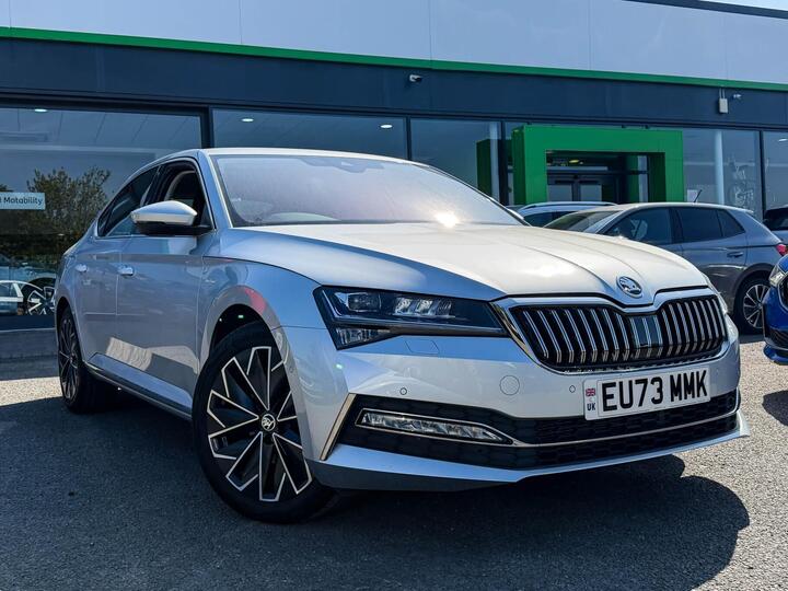 Skoda Superb 2.0 TDI Laurin & Klement DSG Euro 6 (s/s) 5dr Skoda Superb 2.0 TDI Laurin & Klement DSG Euro 6 (s/s) 5dr