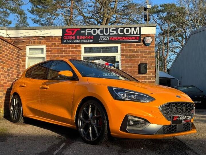 Ford Focus 2.3T EcoBoost ST Euro 6 (s/s) 5dr