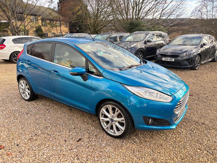 Ford Fiesta 1.6 TDCi Titanium X Euro 5 5dr