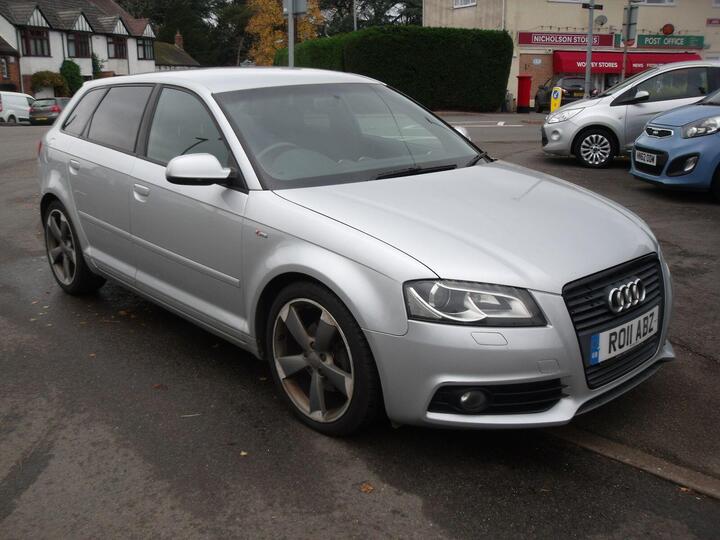 Audi A3 2.0 TDI Black Edition Sportback Euro 5 (s/s) 5dr