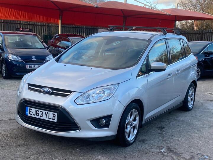 Ford Grand C-Max 1.0T EcoBoost Zetec Euro 5 (s/s) 5dr