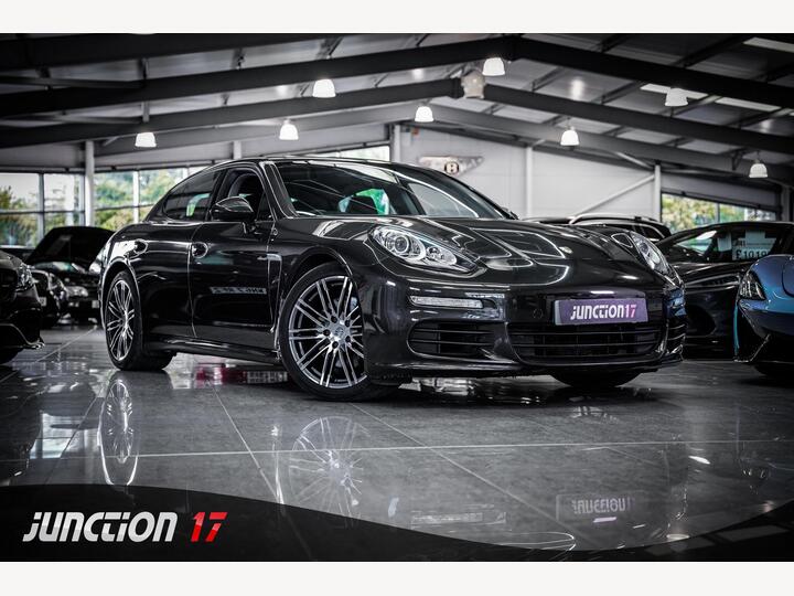 Porsche Panamera 3.0D V6 TiptronicS Euro 5 (s/s) 5dr Porsche Panamera 3.0D V6 TiptronicS Euro 5 (s/s) 5dr