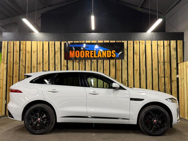 Jaguar F-PACE 2.0 D200 MHEV R-Dynamic SE Auto AWD Euro 6 (s/s) 5dr