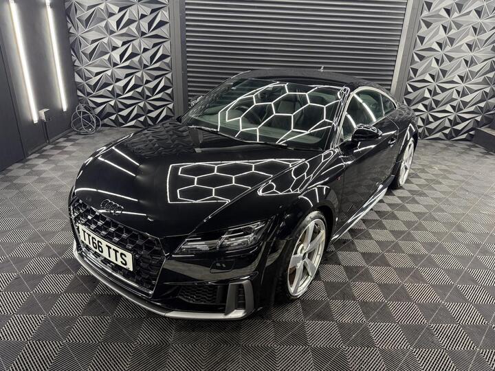 Audi TT 2.0 TFSI 40 S Line S Tronic Euro 6 (s/s) 3dr