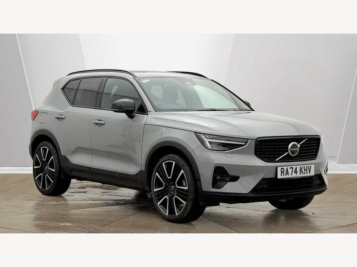 Volvo XC40 2.0 B3 MHEV Ultra Dark DCT Auto Euro 6 (s/s) 5dr
