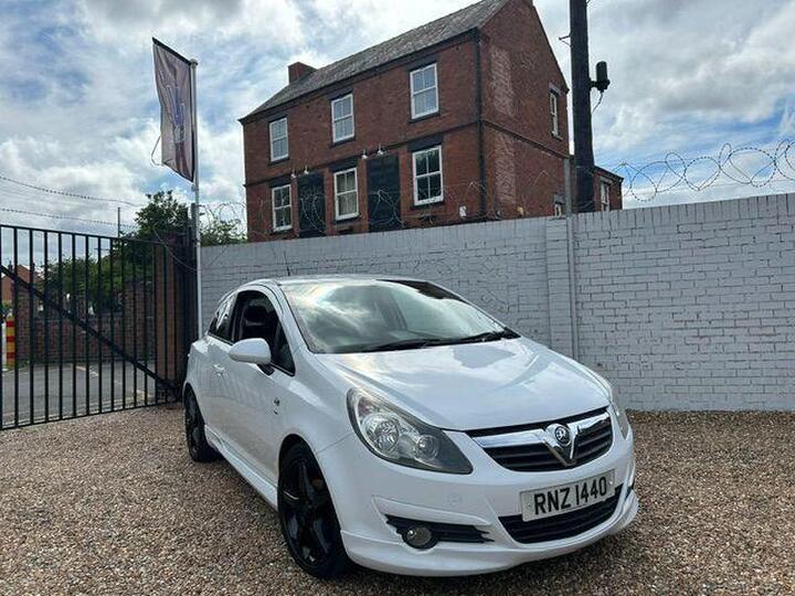 Vauxhall Corsa 1.4i 16v Sri Hatchback