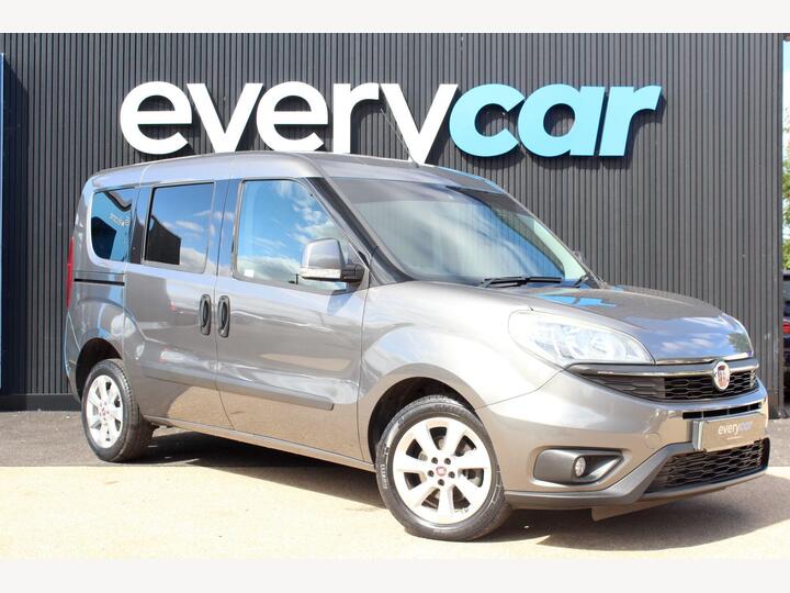 Fiat DOBLO 1.6 MultiJet Lounge Euro 6 5dr