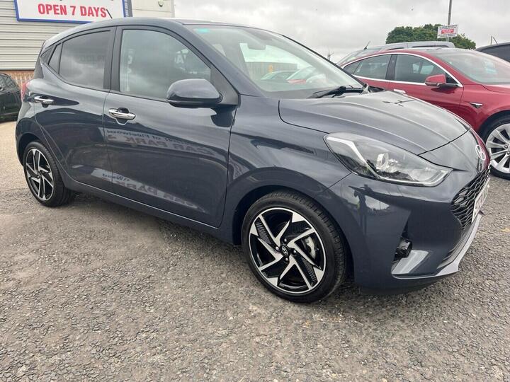 Hyundai I10 1.0 Premium Auto Euro 6 (s/s) 5dr Hyundai I10 1.0 Premium Auto Euro 6 (s/s) 5dr