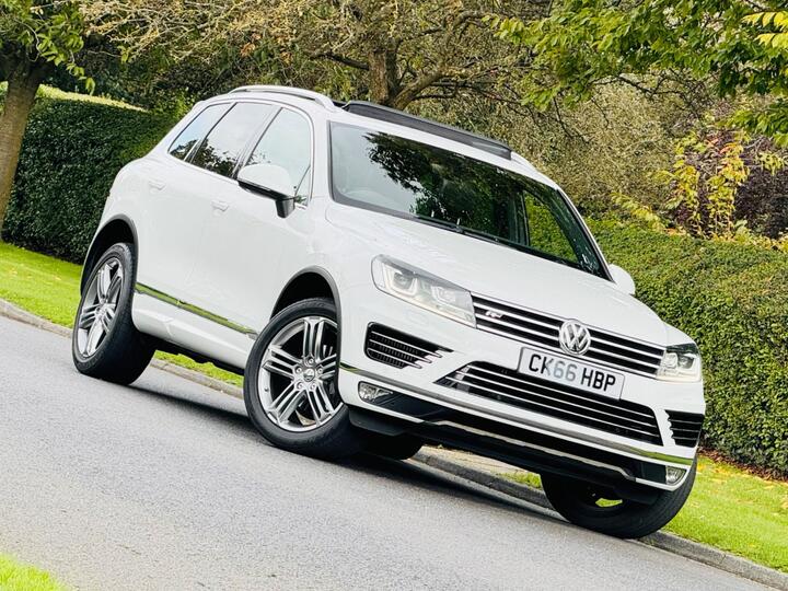 Volkswagen Touareg 3.0 TDI V6 BlueMotion Tech R-Line Tiptronic 4WD Euro 6 (s/s) 5dr