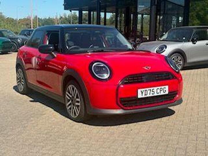MINI Cooper 1.5C Classic Steptronic Euro 6 (s/s) 5dr