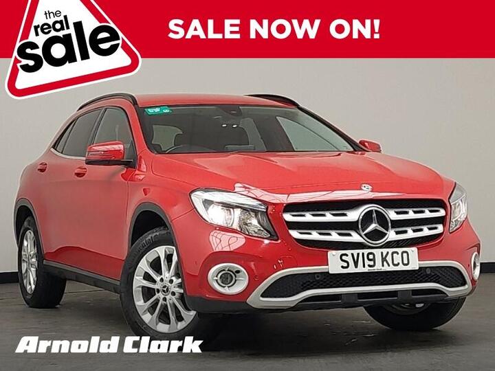 Mercedes-Benz GLA 1.6 GLA200 SE (Executive) Euro 6 (s/s) 5dr