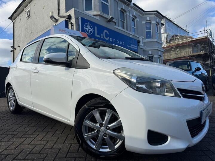Toyota YARIS 1.33 Dual VVT-i TR Euro 5 5dr