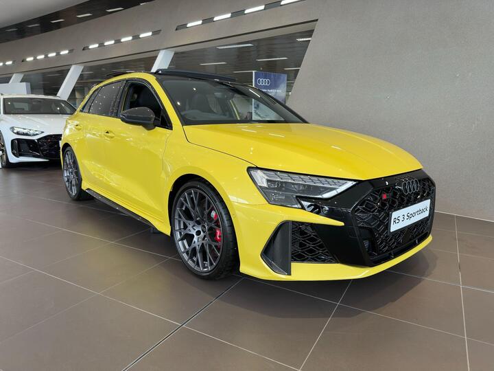 Audi RS3 2.5 TFSI Carbon Vorsprung Sportback S Tronic Quattro Euro 6 (s/s) 5dr