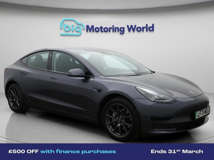 Tesla Model 3 Standard Range Plus Auto RWD 4dr