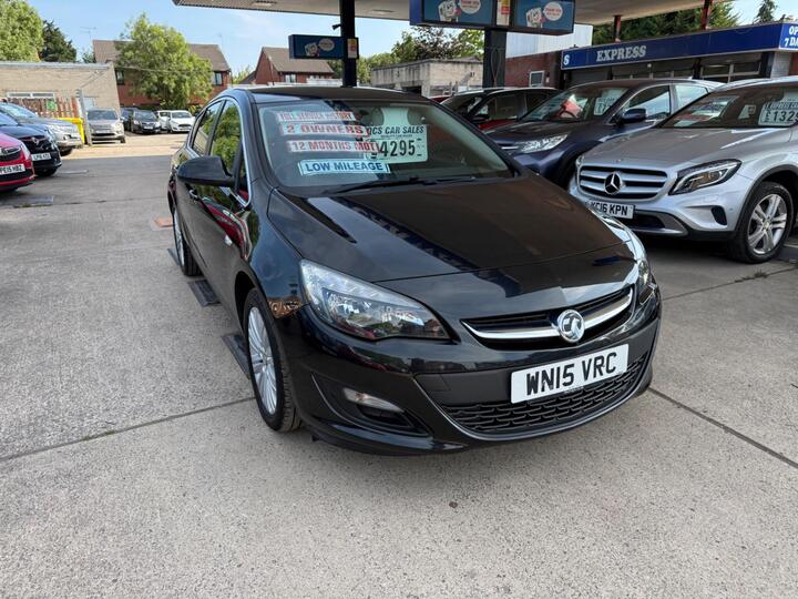 Vauxhall Astra 1.4i Excite Euro 6 5dr