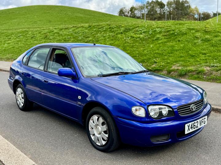 Toyota Corolla 1.6 GS 5dr