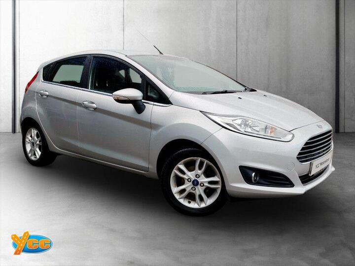 Ford FIESTA 1.0T EcoBoost Zetec Euro 6 (s/s) 5dr