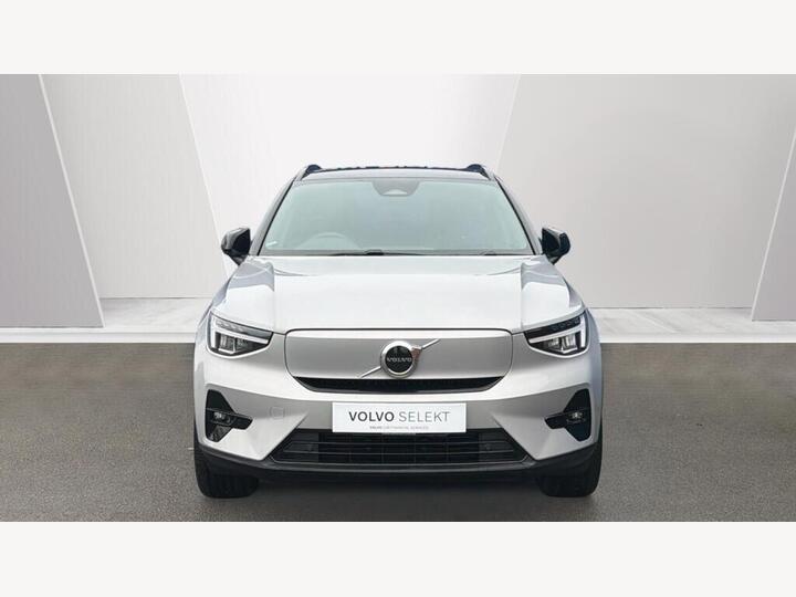 Volvo EX40 Single Motor Extended Range 82kWh Plus Pro Auto 5dr