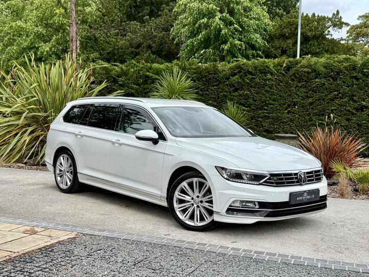 Volkswagen Passat 2.0 TDI BlueMotion Tech R-Line DSG Euro 6 (s/s) 5dr