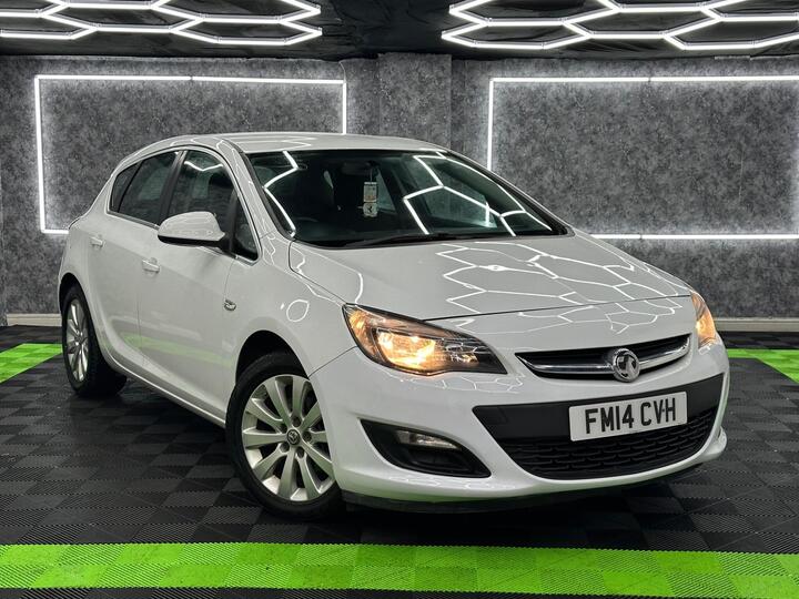 Vauxhall Astra 1.6 CDTi EcoFLEX Tech Line Euro 6 (s/s) 5dr