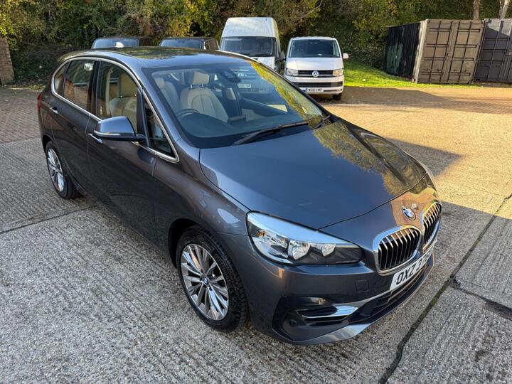 BMW 2 Series Active Tourer 2.0 220d Luxury Auto XDrive Euro 6 (s/s) 5dr BMW 2 Series Active Tourer 2.0 220d Luxury Auto XDrive Euro 6 (s/s) 5dr