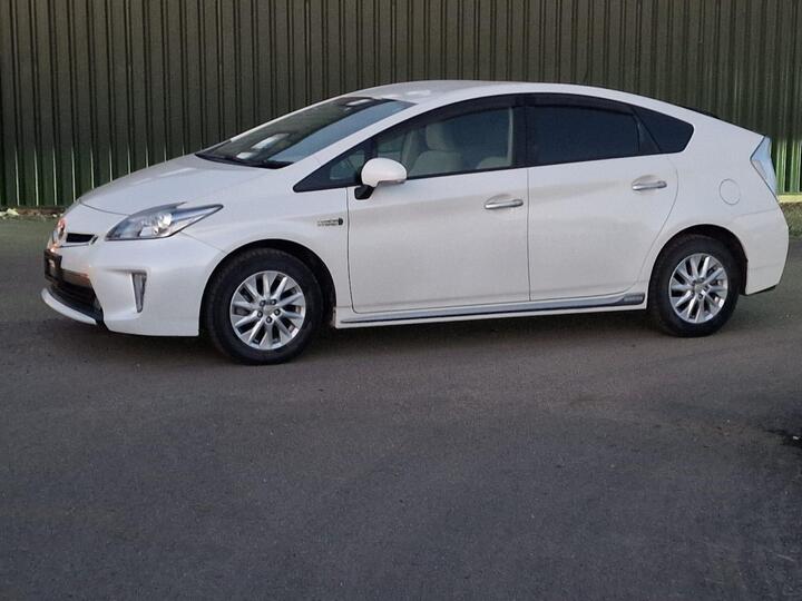 Toyota Prius PHV HYBRID AUTOMATICECONOMICALBEST4 TAXI Toyota Prius PHV HYBRID AUTOMATICECONOMICALBEST4 TAXI