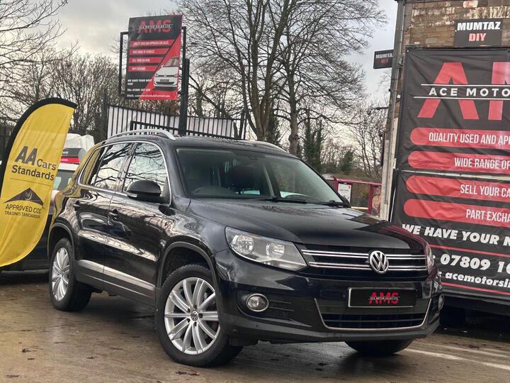 Volkswagen Tiguan 2.0 TDI BlueMotion Tech Match Edition 4WD Euro 6 (s/s) 5dr Volkswagen Tiguan 2.0 TDI BlueMotion Tech Match Edition 4WD Euro 6 (s/s) 5dr