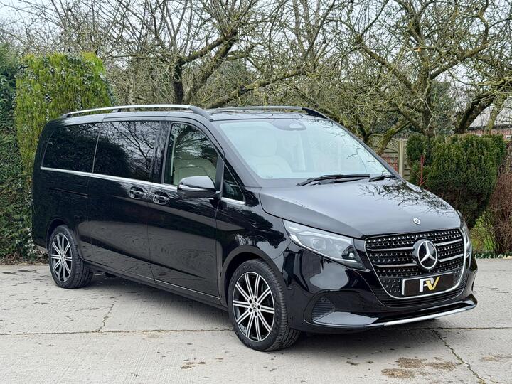 Mercedes-Benz V Class 2.0 V300d Premium G-Tronic+ Euro 6 (s/s) 5dr (8 Seat, Extra Long)
