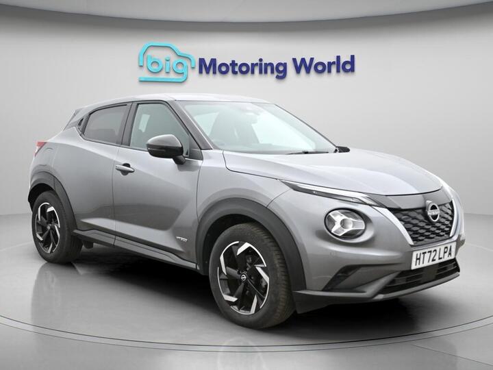 Nissan Juke 1.6 N-Connecta Auto Euro 6 5dr Nissan Juke 1.6 N-Connecta Auto Euro 6 5dr