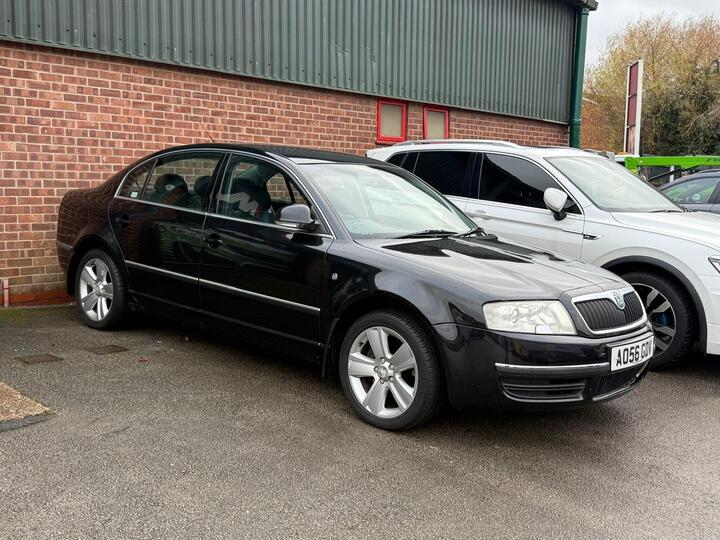 Skoda Superb 2.5 TDI V6 Elegance 4dr