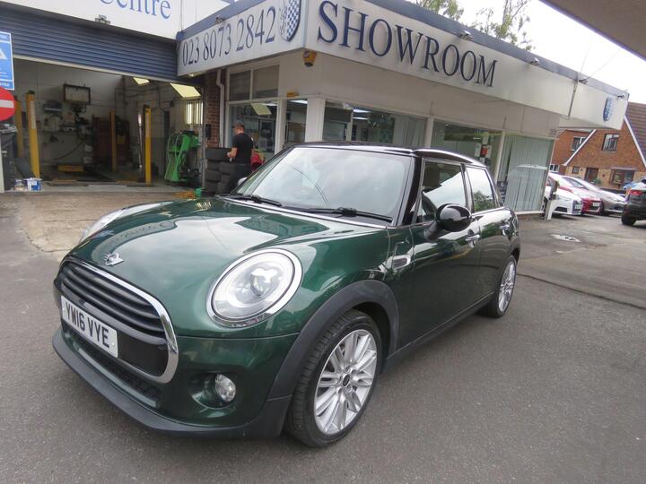 MINI Hatch 1.5 Cooper Euro 6 (s/s) 5dr