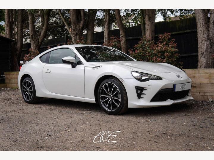 Toyota GT86 2.0 Boxer D-4S Pro Auto Euro 6 2dr