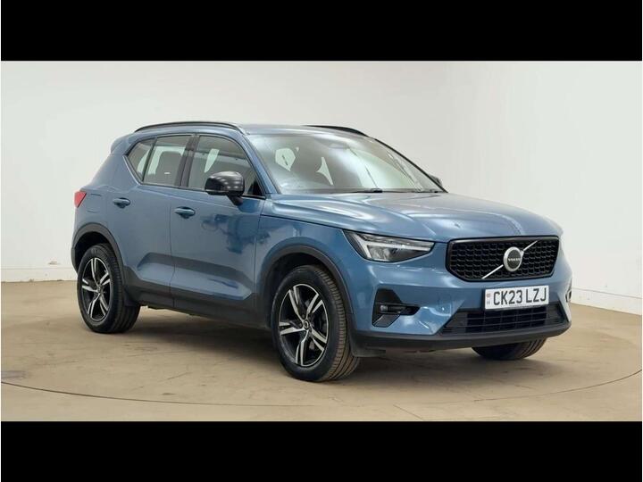 Volvo XC40 2.0 B4 MHEV Plus DCT Auto AWD Euro 6 (s/s) 5dr