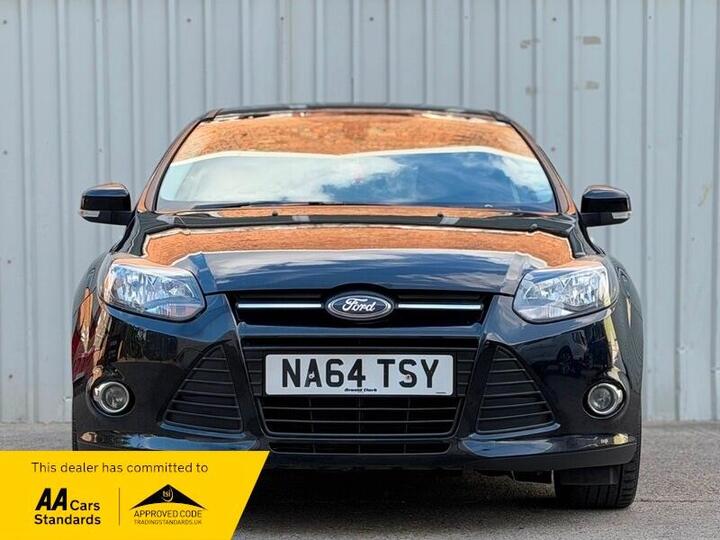 Ford Focus 1.0T EcoBoost Zetec Euro 5 (s/s) 5dr