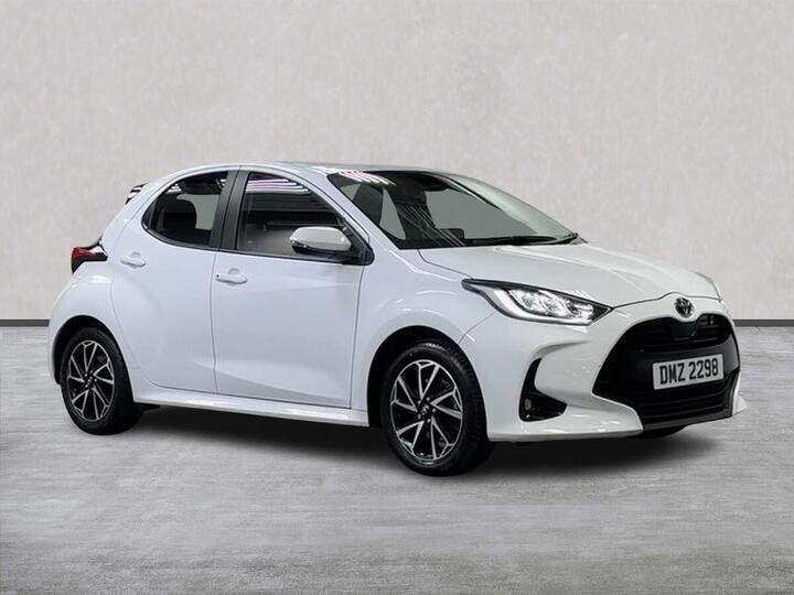 Toyota YARIS 1.5 VVT-h Design E-CVT Euro 6 (s/s) 5dr