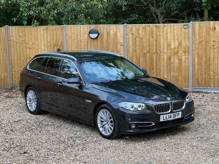 BMW 5 Series 3.0 530d Luxury Touring Auto Euro 6 (s/s) 5dr