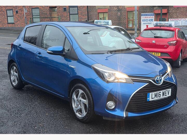 Toyota Yaris 1.5 VVT-h Icon E-CVT Euro 6 5dr