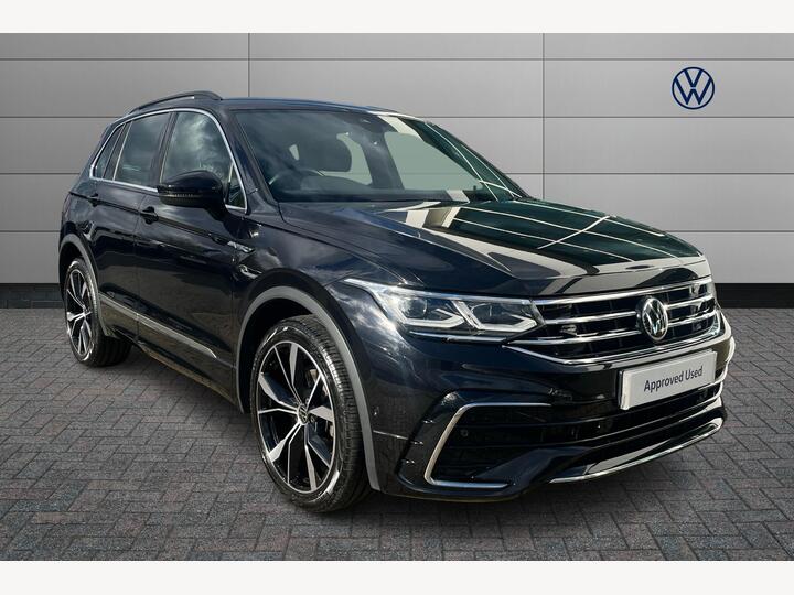 Volkswagen Tiguan 1.5 TSI R-Line DSG Euro 6 (s/s) 5dr Volkswagen Tiguan 1.5 TSI R-Line DSG Euro 6 (s/s) 5dr