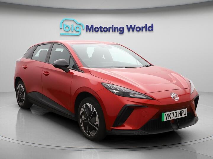 MG MG4 64kWh SE Long Range Auto 5dr