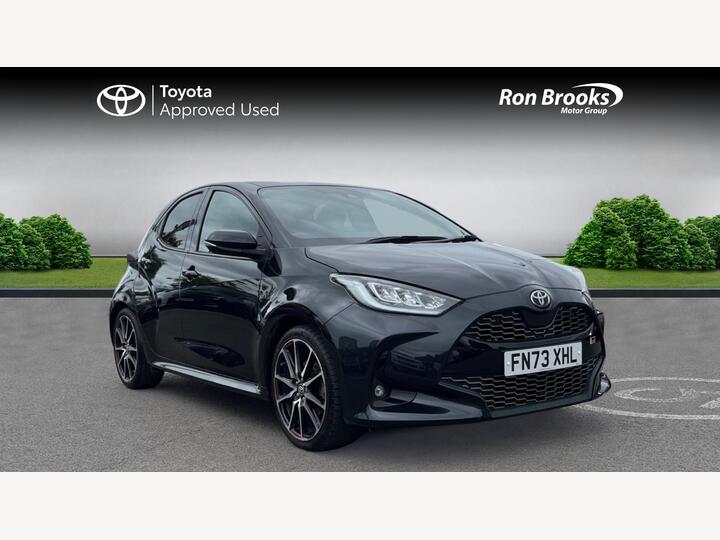 Toyota Yaris 1.5 VVT-h GR SPORT E-CVT Euro 6 (s/s) 5dr