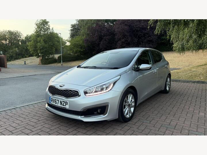 Kia Ceed 1.6 CRDi 2 DCT Euro 6 (s/s) 5dr