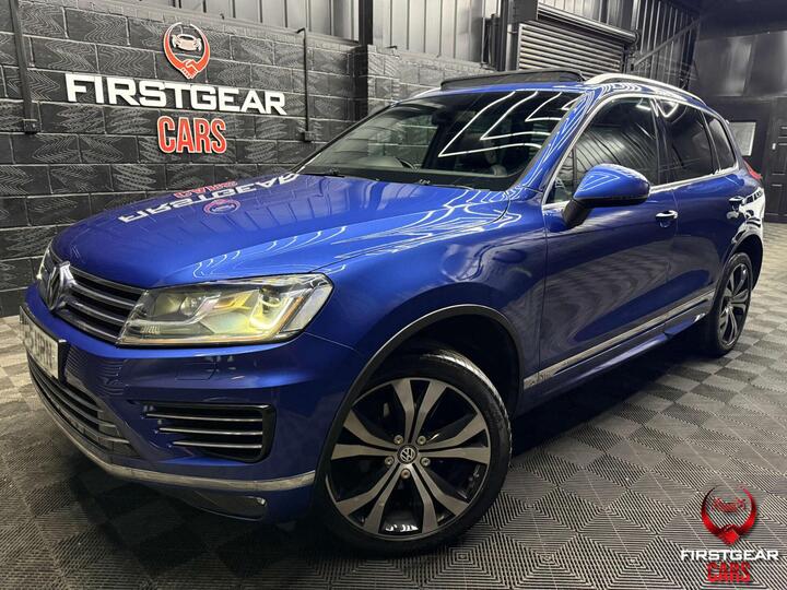 Volkswagen TOUAREG 3.0 TDI V6 BlueMotion Tech R-Line Tiptronic 4WD Euro 6 (s/s) 5dr