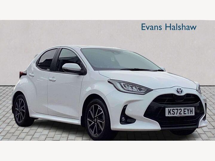 Toyota Yaris 1.5 VVT-h Design E-CVT Euro 6 (s/s) 5dr
