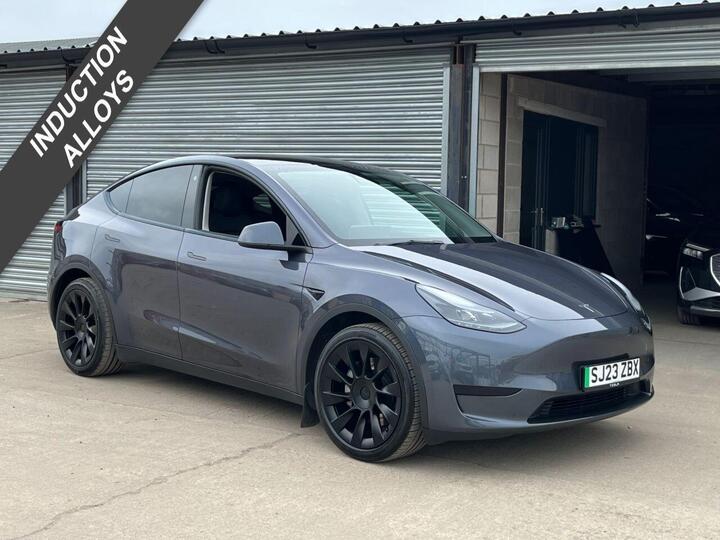 Tesla MODEL Y Auto RWD 5dr