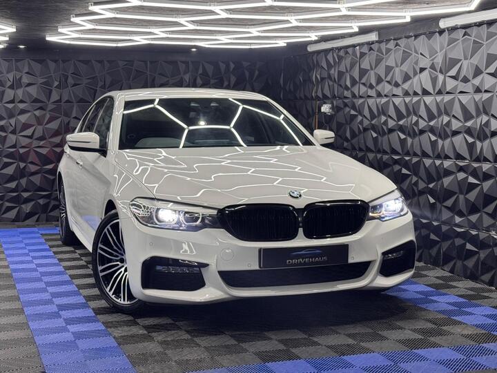 BMW 5 Series 2.0 530e 9.2kWh M Sport Auto Euro 6 (s/s) 4dr BMW 5 Series 2.0 530e 9.2kWh M Sport Auto Euro 6 (s/s) 4dr