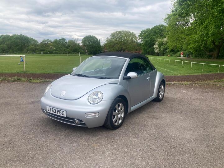 Volkswagen Beetle 2.0 S Cabriolet Euro 4 2dr Volkswagen Beetle 2.0 S Cabriolet Euro 4 2dr